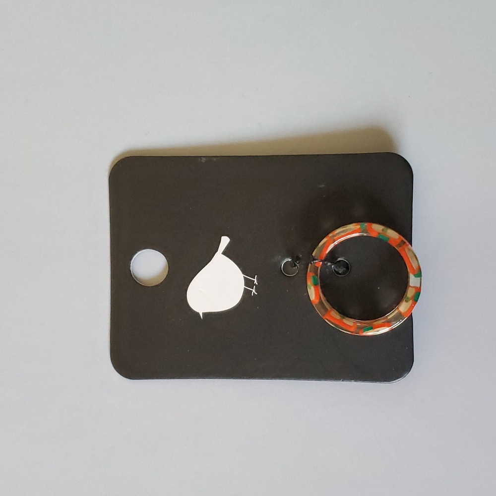 🎈3 FOR $10 RESIN RINGS - Picture 2 of 4
